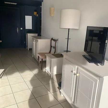 Apartment Heliotel Marine 4* Bord De Mer Saint-Laurent-du-Var