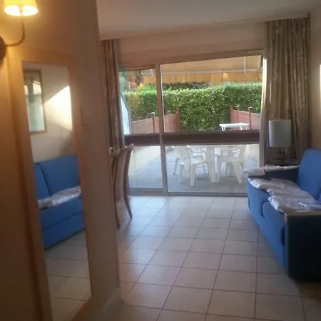 Apartment Apartment Heliotel Marine 4* Bord De Mer Saint-Laurent-du-Var