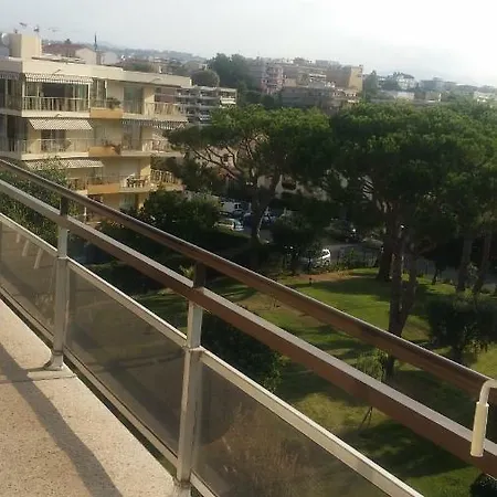 Apartment Heliotel Marine 4* Bord De Mer Apartment Saint-Laurent-du-Var